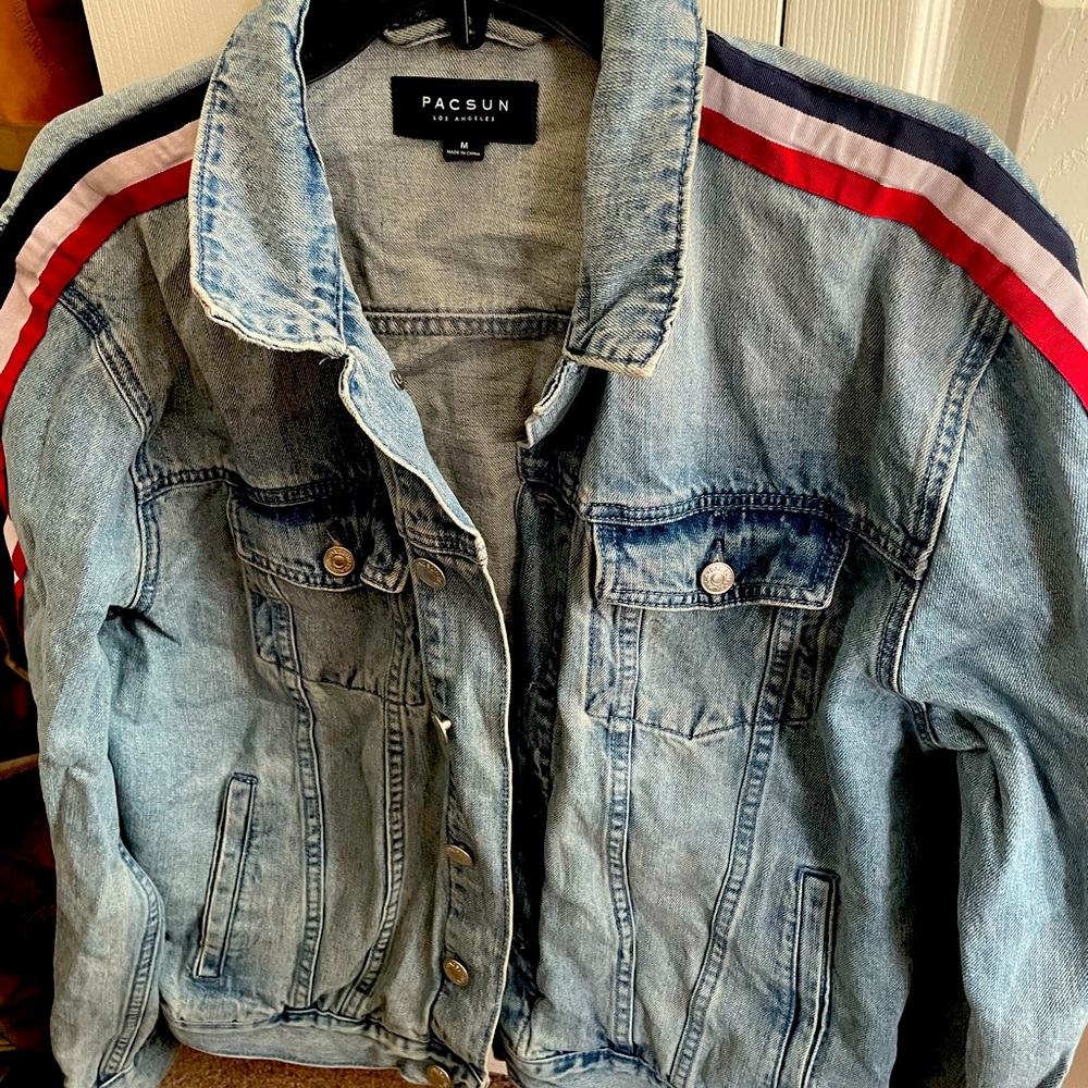 PACSUN MEDIUM JEAN JACKET